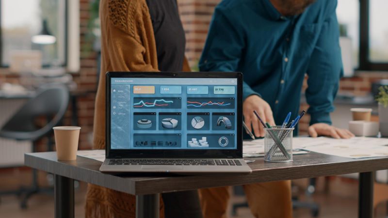 Use-Cases for B2B Data Services